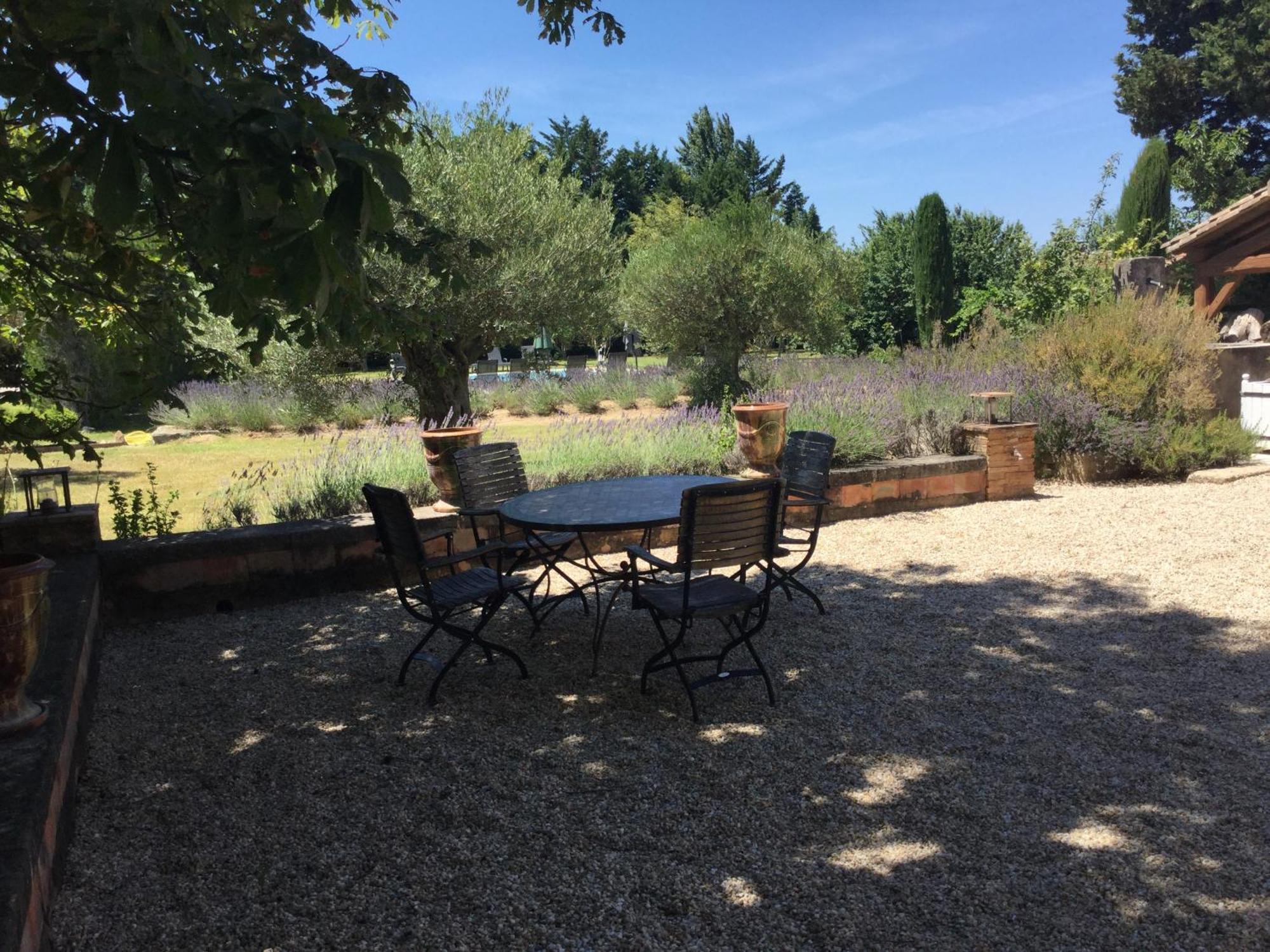 קאביון Typical Provencal Farm House Close To L'Isle Sur La Sorgue - 12 Persons מראה חיצוני תמונה